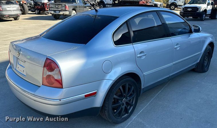 image for item NL9185 2004 Volkswagen Passat