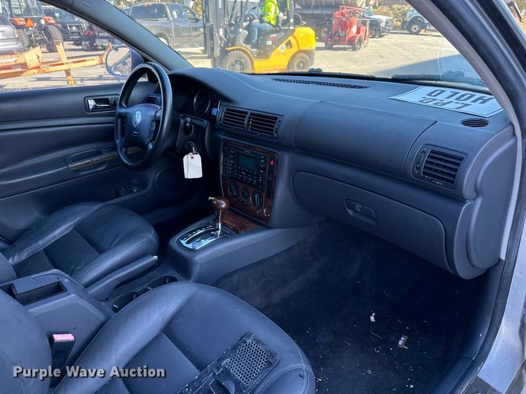 image for item NL9185 2004 Volkswagen Passat