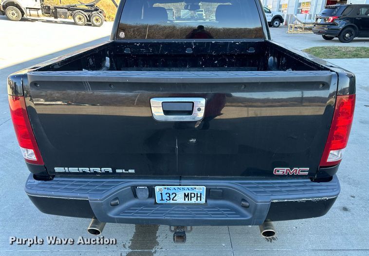image for item NL9186 2007 GMC Sierra 1500  Ext. Cab pickup truck