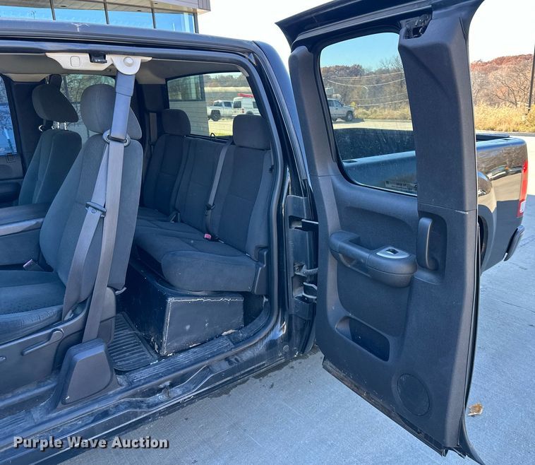 image for item NL9186 2007 GMC Sierra 1500  Ext. Cab pickup truck