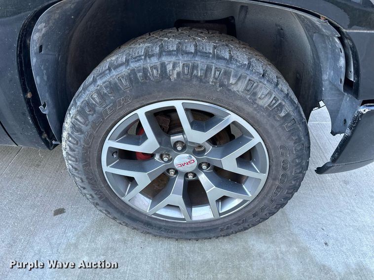 image for item NL9186 2007 GMC Sierra 1500  Ext. Cab pickup truck