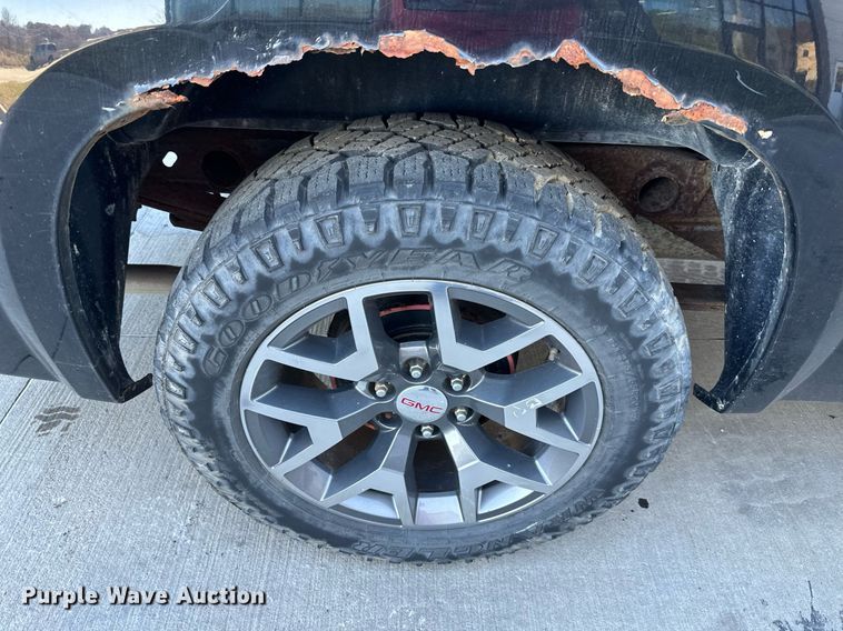 image for item NL9186 2007 GMC Sierra 1500  Ext. Cab pickup truck