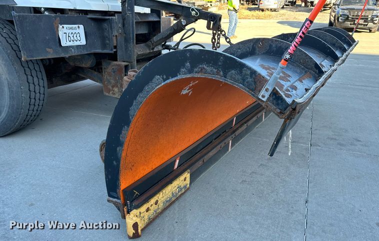 image for item NL9191 2011 International WorkStar  hook lift spreader truck