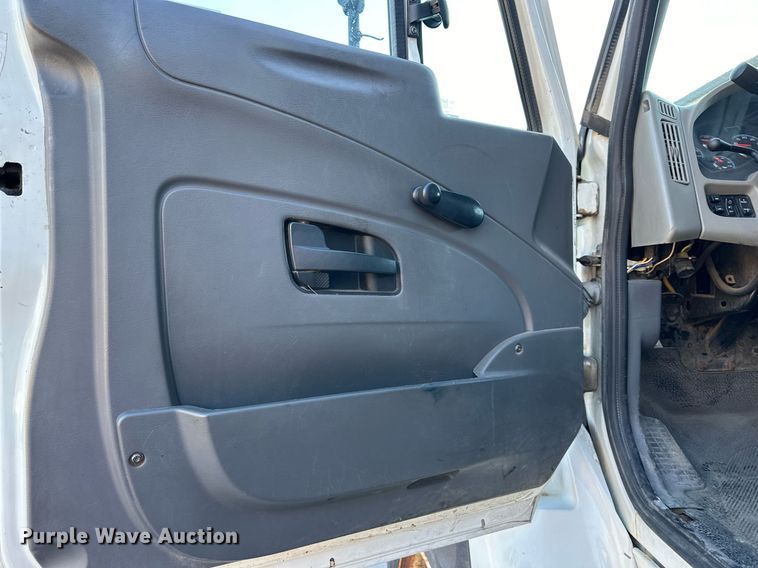 image for item NL9191 2011 International WorkStar  hook lift spreader truck