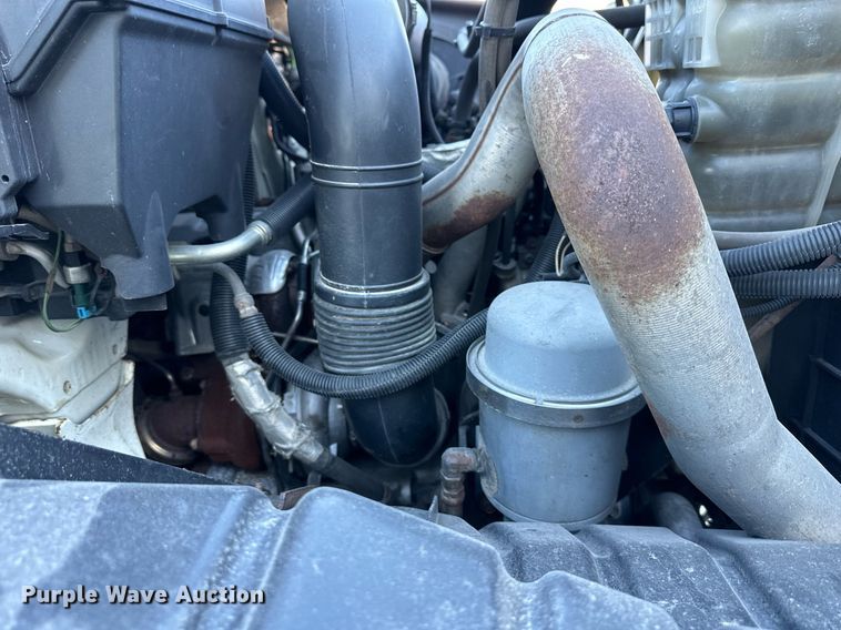 image for item NL9191 2011 International WorkStar  hook lift spreader truck