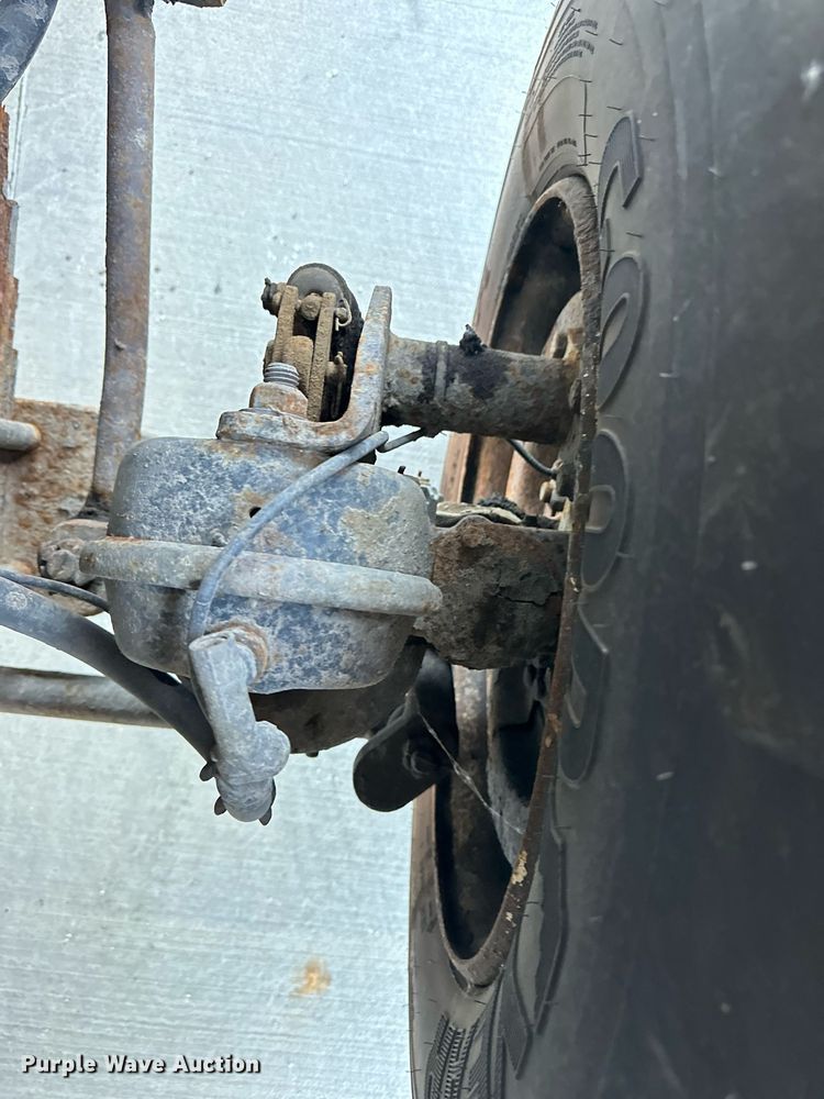 image for item NL9191 2011 International WorkStar  hook lift spreader truck