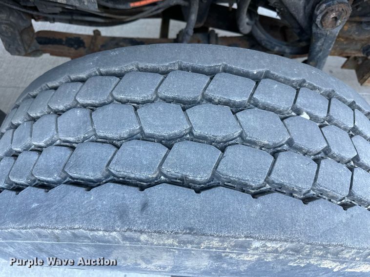 image for item NL9191 2011 International WorkStar  hook lift spreader truck