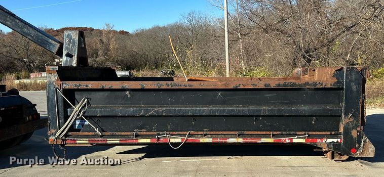 image for item NL9191 2011 International WorkStar  hook lift spreader truck