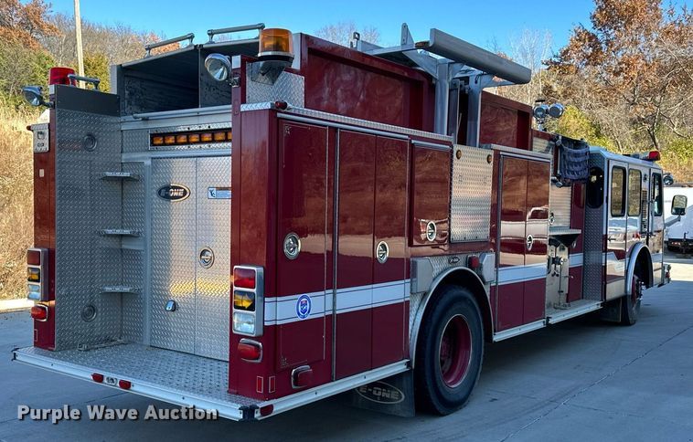 image for item NL9194 1999 E-One  pumper fire truck