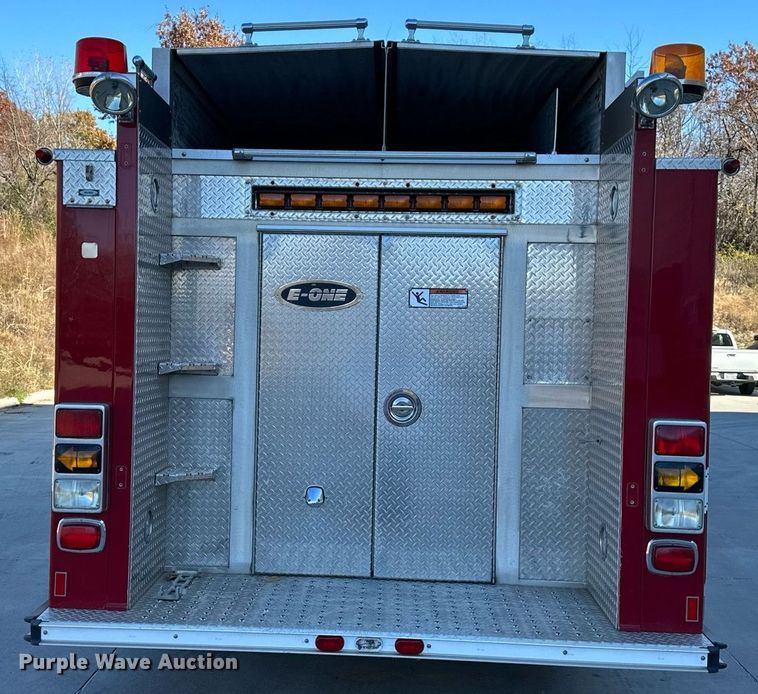 image for item NL9194 1999 E-One  pumper fire truck
