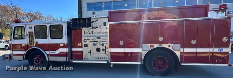 image for item NL9194 1999 E-One  pumper fire truck