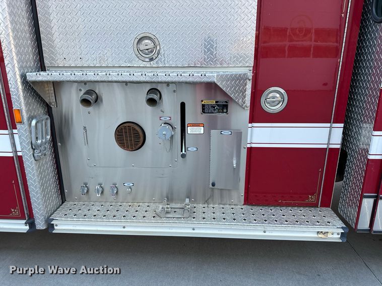 image for item NL9194 1999 E-One  pumper fire truck