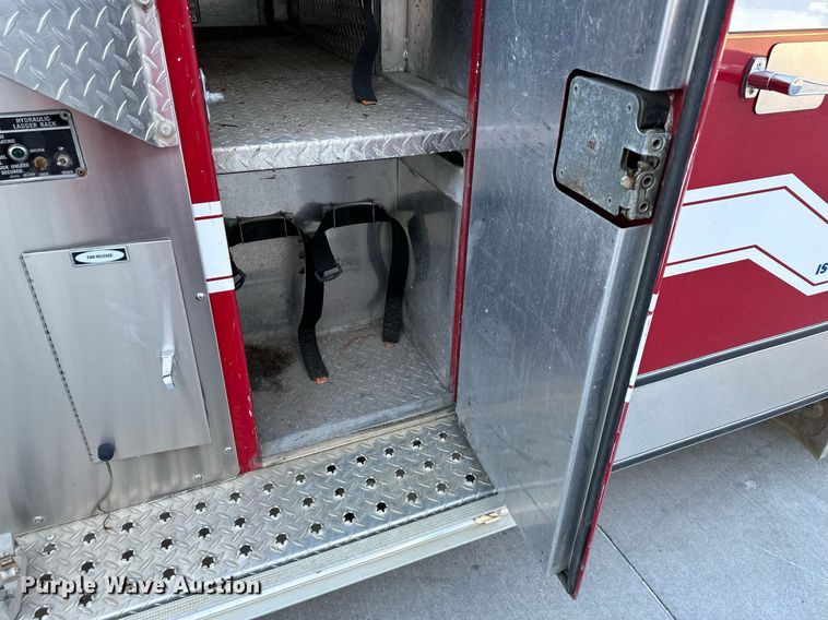 image for item NL9194 1999 E-One  pumper fire truck