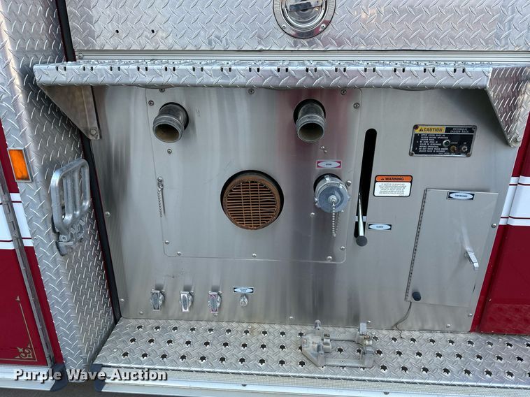 image for item NL9194 1999 E-One  pumper fire truck