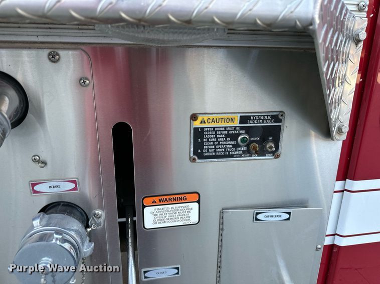 image for item NL9194 1999 E-One  pumper fire truck