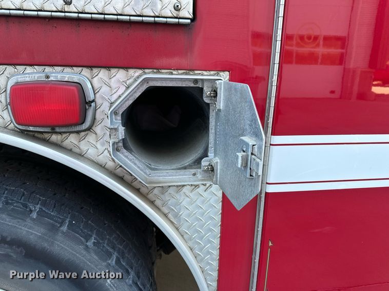 image for item NL9194 1999 E-One  pumper fire truck