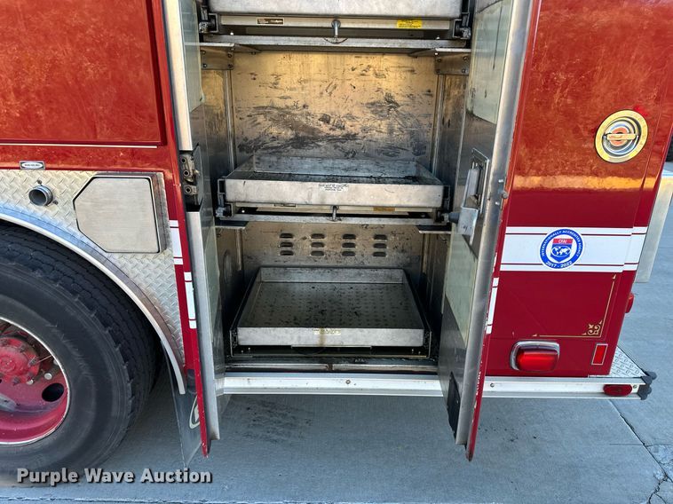 image for item NL9194 1999 E-One  pumper fire truck