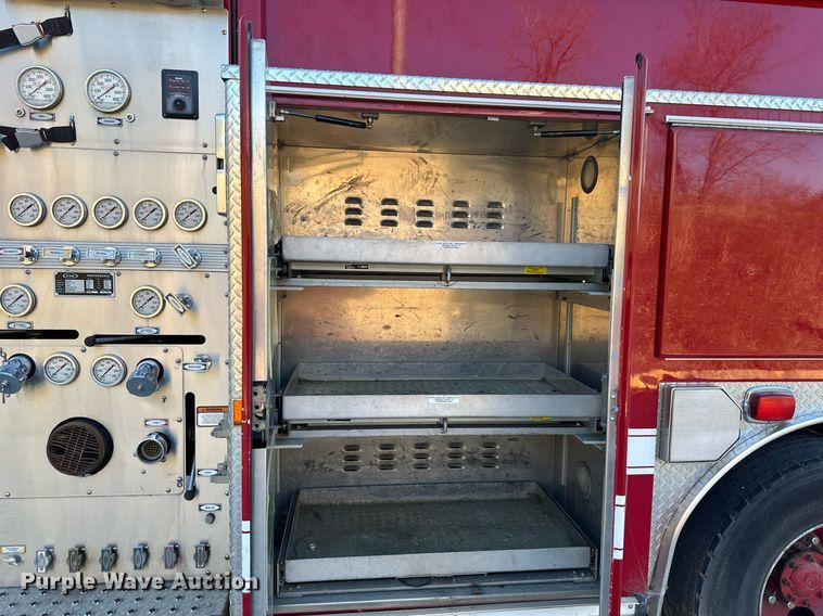 image for item NL9194 1999 E-One  pumper fire truck