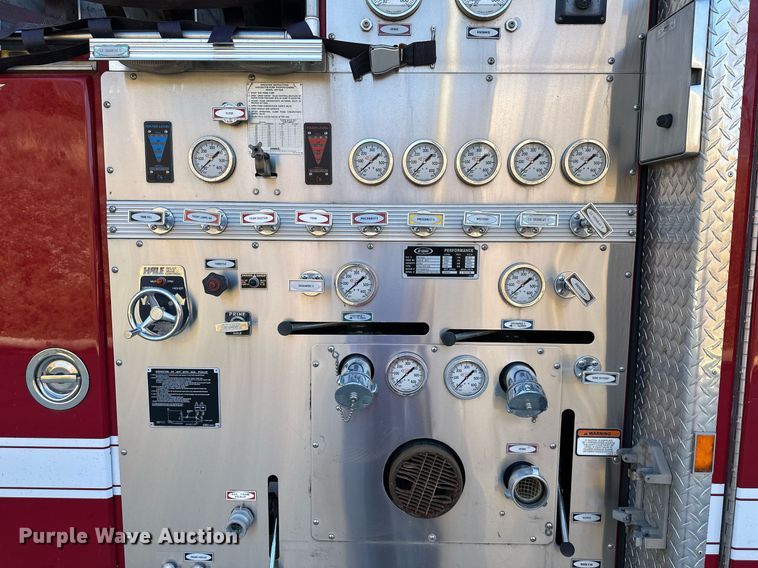 image for item NL9194 1999 E-One  pumper fire truck