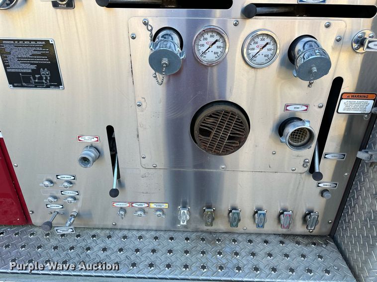 image for item NL9194 1999 E-One  pumper fire truck