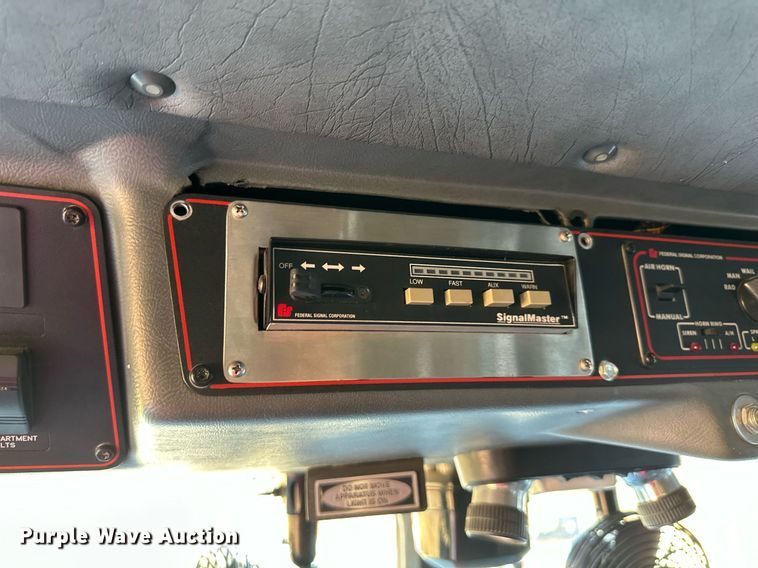 image for item NL9194 1999 E-One  pumper fire truck