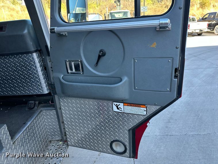 image for item NL9194 1999 E-One  pumper fire truck