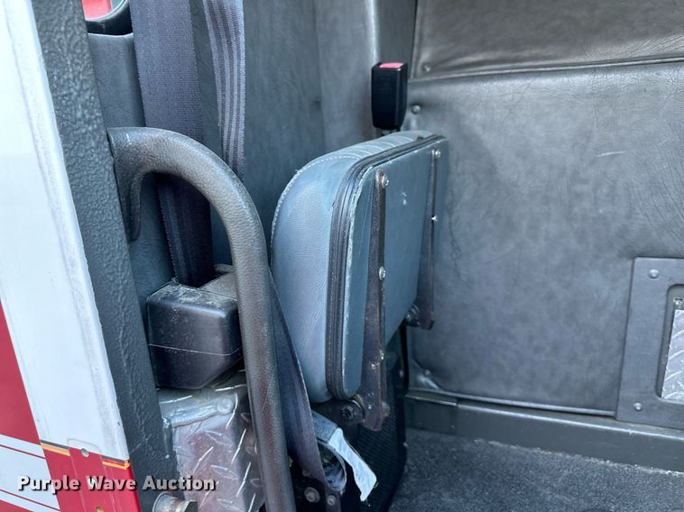 image for item NL9194 1999 E-One  pumper fire truck