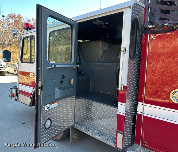 image for item NL9194 1999 E-One  pumper fire truck