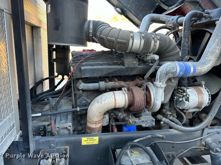 image for item NL9194 1999 E-One  pumper fire truck