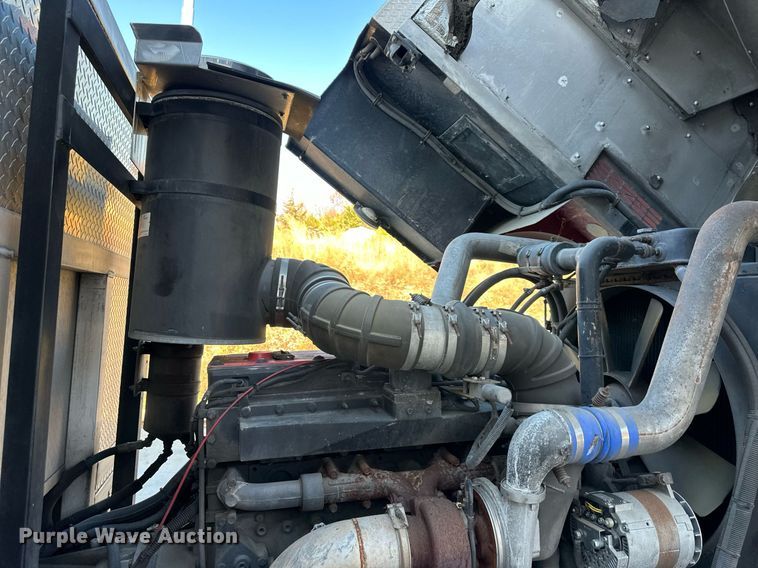 image for item NL9194 1999 E-One  pumper fire truck