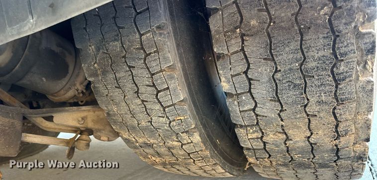 image for item NL9194 1999 E-One  pumper fire truck