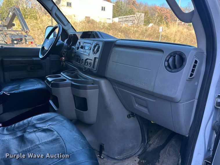 image for item NL9195 2011 Ford E350 Super Duty  sewer inspection van