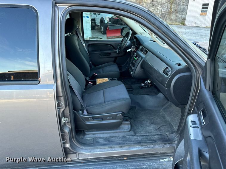 image for item NM9027 2011 Chevrolet Tahoe Police  SUV
