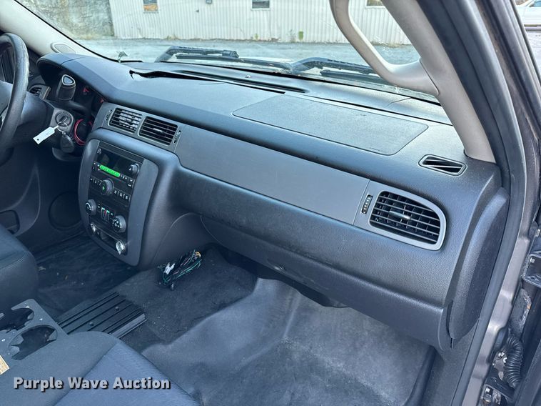 image for item NM9027 2011 Chevrolet Tahoe Police  SUV