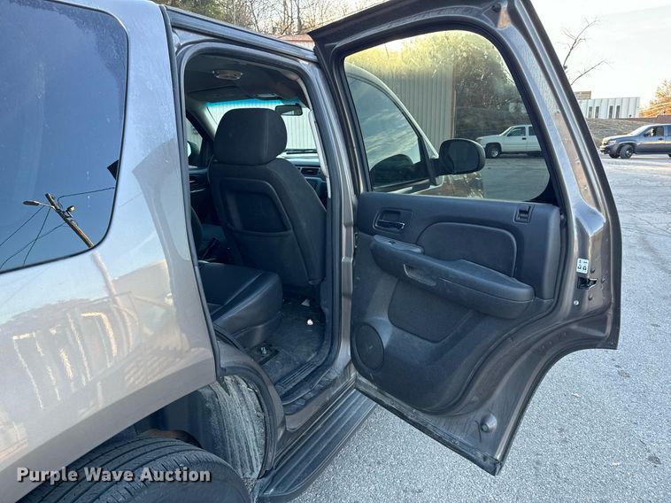 image for item NM9027 2011 Chevrolet Tahoe Police  SUV