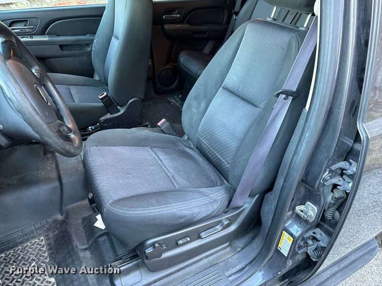 image for item NM9028 2011 Chevrolet Tahoe Police  SUV