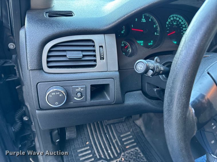 image for item NM9028 2011 Chevrolet Tahoe Police  SUV