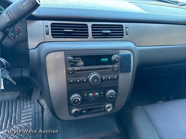 image for item NM9028 2011 Chevrolet Tahoe Police  SUV