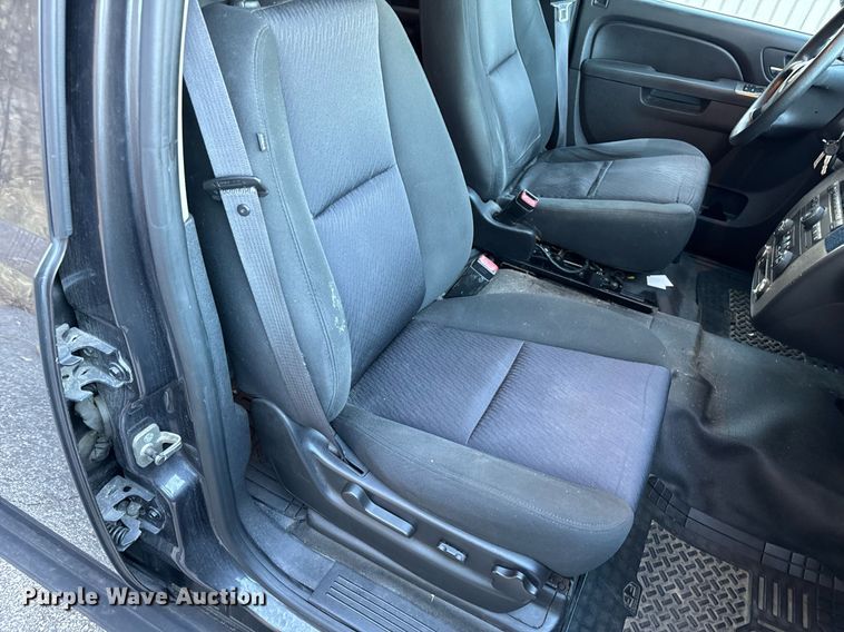 image for item NM9028 2011 Chevrolet Tahoe Police  SUV