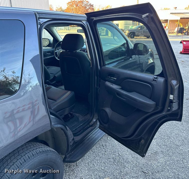 image for item NM9028 2011 Chevrolet Tahoe Police  SUV