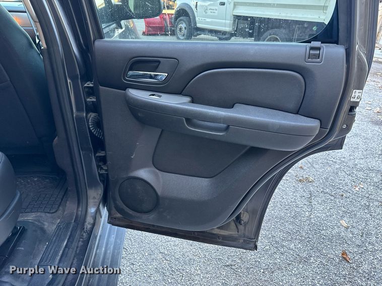 image for item NM9028 2011 Chevrolet Tahoe Police  SUV