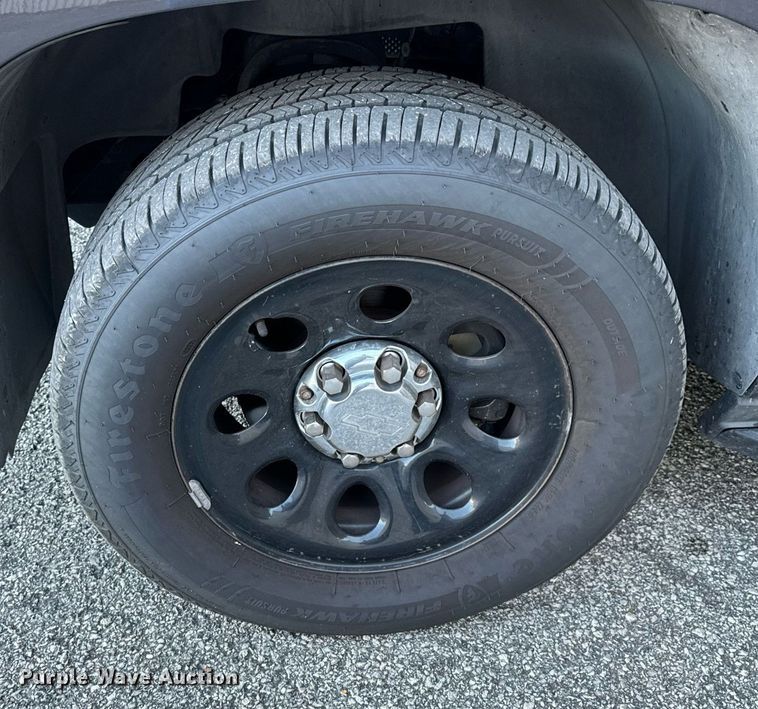 image for item NM9028 2011 Chevrolet Tahoe Police  SUV