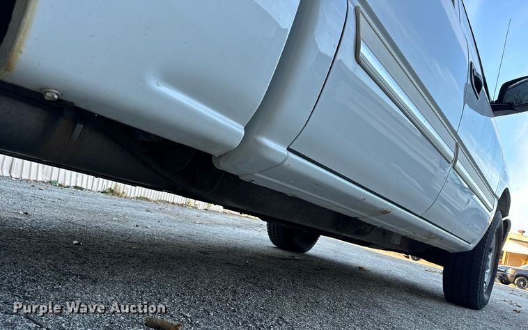 image for item NM9031 2006 Chevrolet Silverado 1500  Crew Cab pickup truck