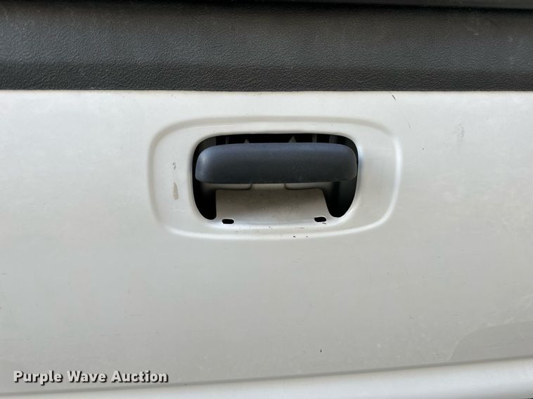 image for item NM9031 2006 Chevrolet Silverado 1500  Crew Cab pickup truck