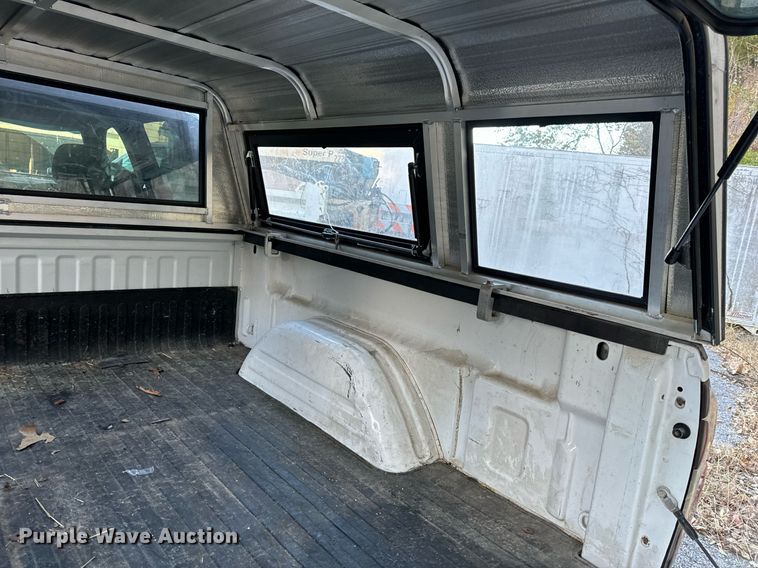 image for item NM9031 2006 Chevrolet Silverado 1500  Crew Cab pickup truck