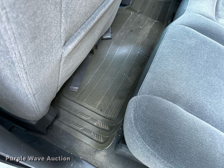 image for item NM9031 2006 Chevrolet Silverado 1500  Crew Cab pickup truck