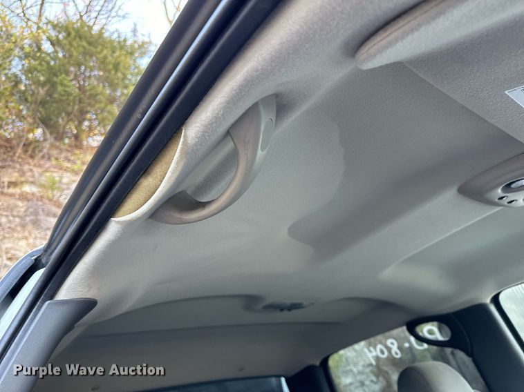 image for item NM9031 2006 Chevrolet Silverado 1500  Crew Cab pickup truck