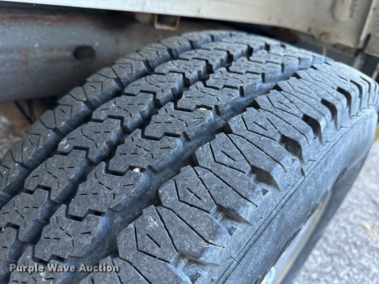 image for item NM9031 2006 Chevrolet Silverado 1500  Crew Cab pickup truck