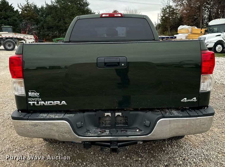 image for item NM9062 2010 Toyota Tundra  Double Cab pickup truck