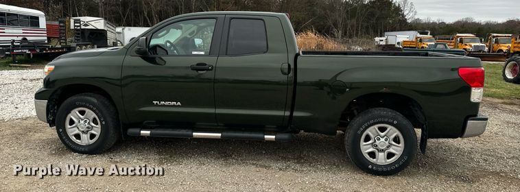image for item NM9062 2010 Toyota Tundra  Double Cab pickup truck